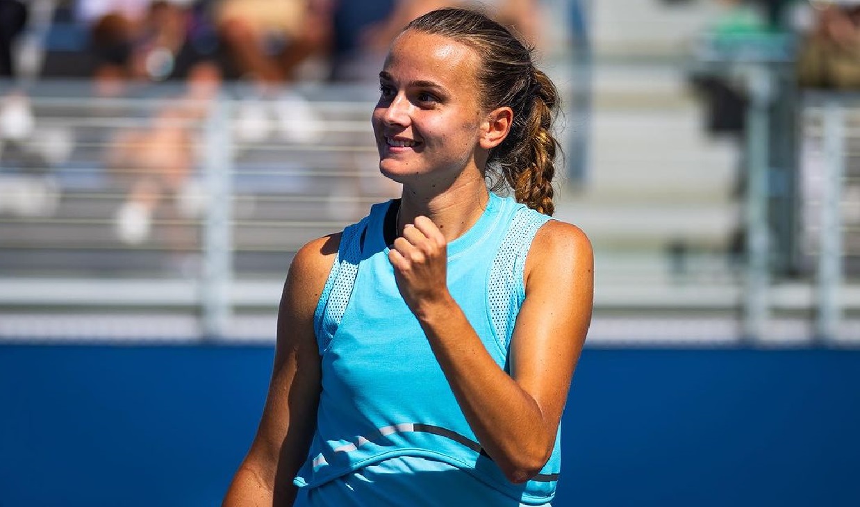 Clara Burel defeated the lucky looser Tamara Korpatsch at the start of the WTA 1000 China Open