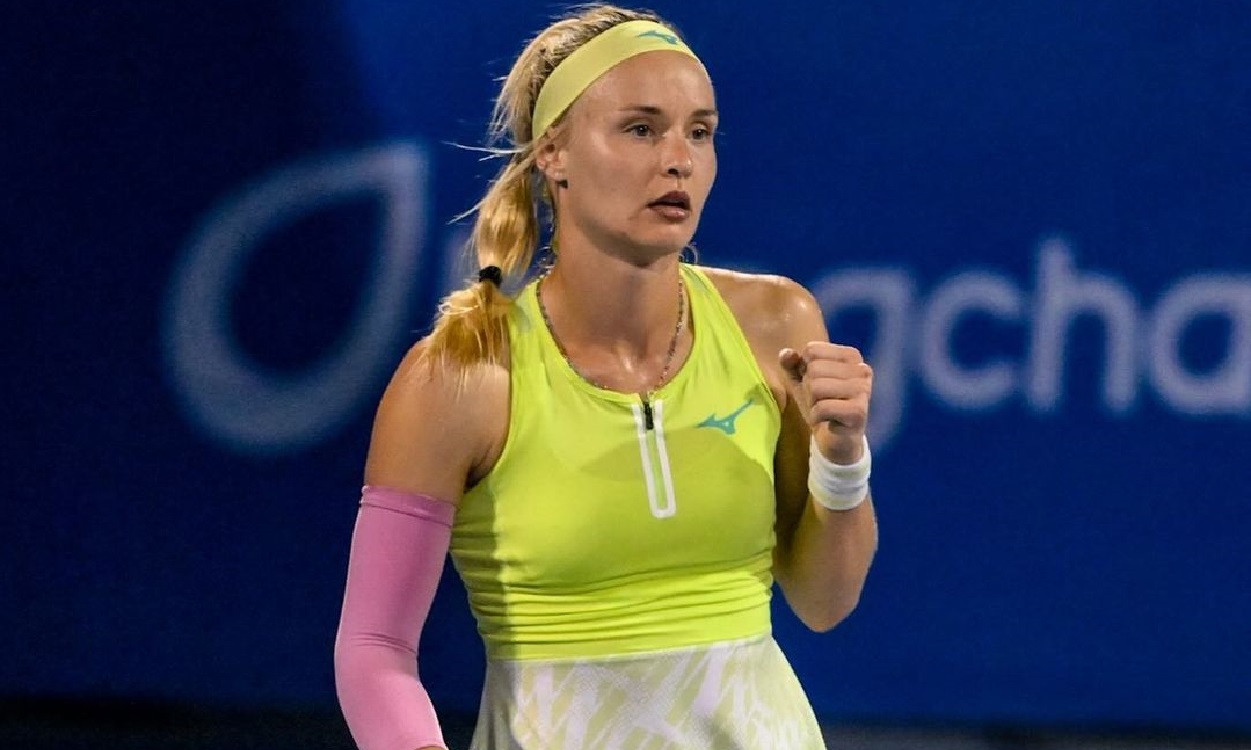 Rebecca Sramkova advanced to the second round of the WTA 1000 China Open after eliminating Anhelina Kalinina